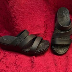 CROCS Monterey Strappy Wedges Women's *8.5*